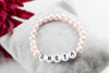 Perlenarmband mit Namen in rosa Perlmutt für Kinder und Mädchen oder als Babyarmband