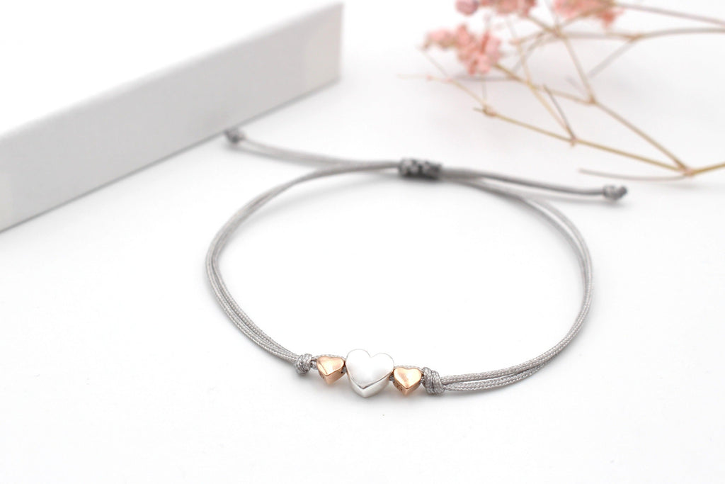 Töchter Mutter Armband 3 Herzen 925 Silber und 925 Silber Rosé vergoldet mit Größenverstellbarem Makramee Verschluss