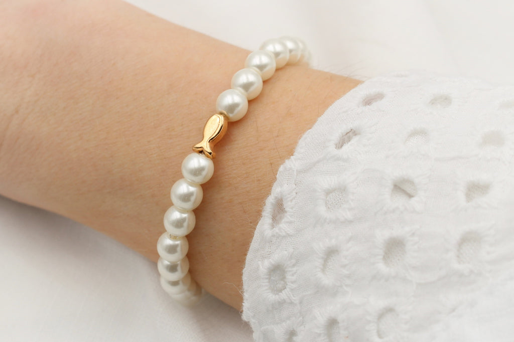 Kommunionsarmband Mädchen mit Ichthys Fisch rosegold und weißen Perlen