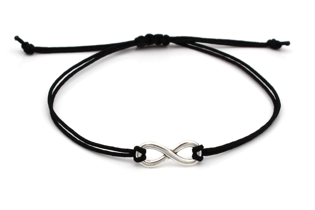 schwarzes Makrameearmband Herren mit Infinity Symbol in silber